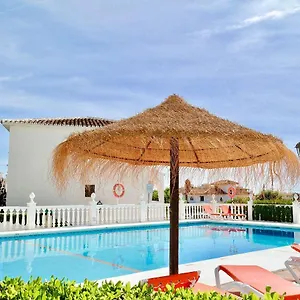 las-farolas-poolfront-in-mijas-costa.es-andalucia.com/